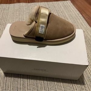 Suicoke Size 37 slipper shoes